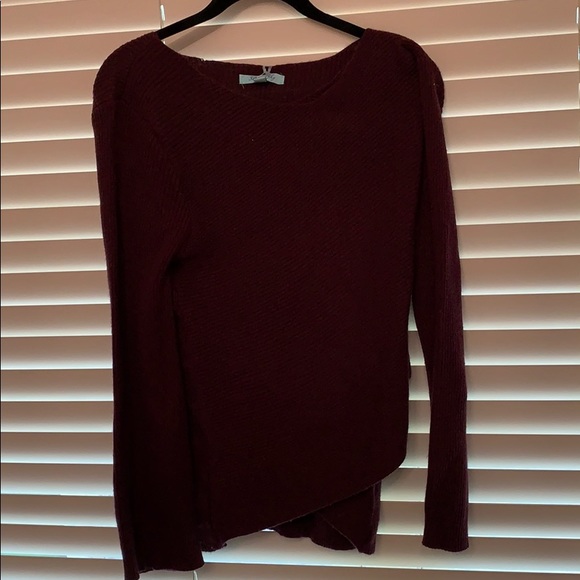 Burgundy sweater - Picture 1 of 1